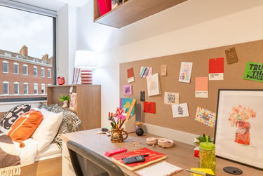 Bronze Plus Studio at Glassworks, St Thomas Street, City Centre, Bristol, BS16AE - Image 7